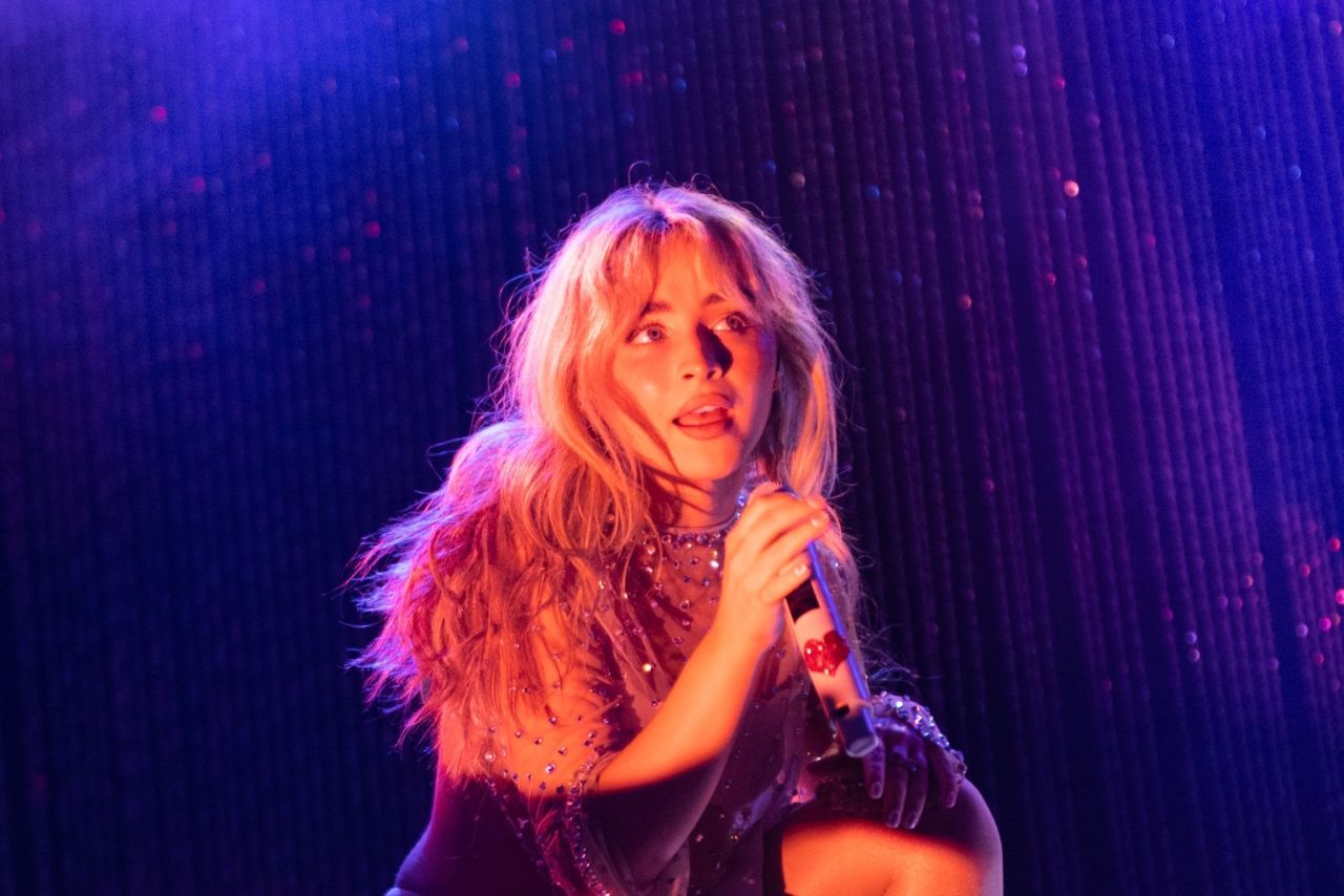 Sabrina Carpenter - Emails I Can't Send Tour in Glasgow 06/13/2023 ...