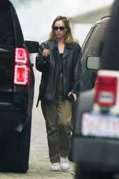 Suki Waterhouse - Out in New York 06/07/2023