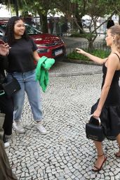 Valentina Zenere - Outside Copacabana Palace Hotel in Rio de Janeiro 06/01/2023