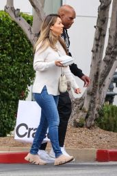 Veronica Alexander - Shopping at Create and Barel in Woodland Hills 05/31/2023