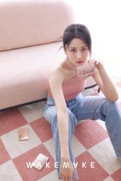 Yunjin (LE SSERAFIM) - WAKEMAKE Cosmetics 2023