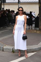 Alessandra Ambrosio – Giorgio Armani Privé Haute Couture Show in Paris 07/04/2023
