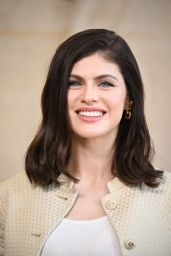 Alexandra Daddario – Christian Dior Haute Couture Show at Paris Fashion Week 07/03/2023