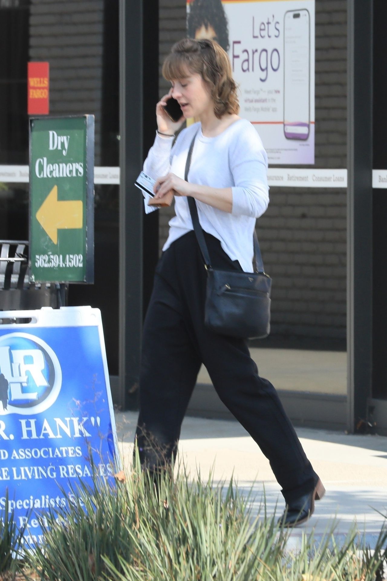 Allison Mack Out In Los Angeles 07 05 2023 CelebMafia   Allison Mack Out In Los Angeles 07 05 2023 0 