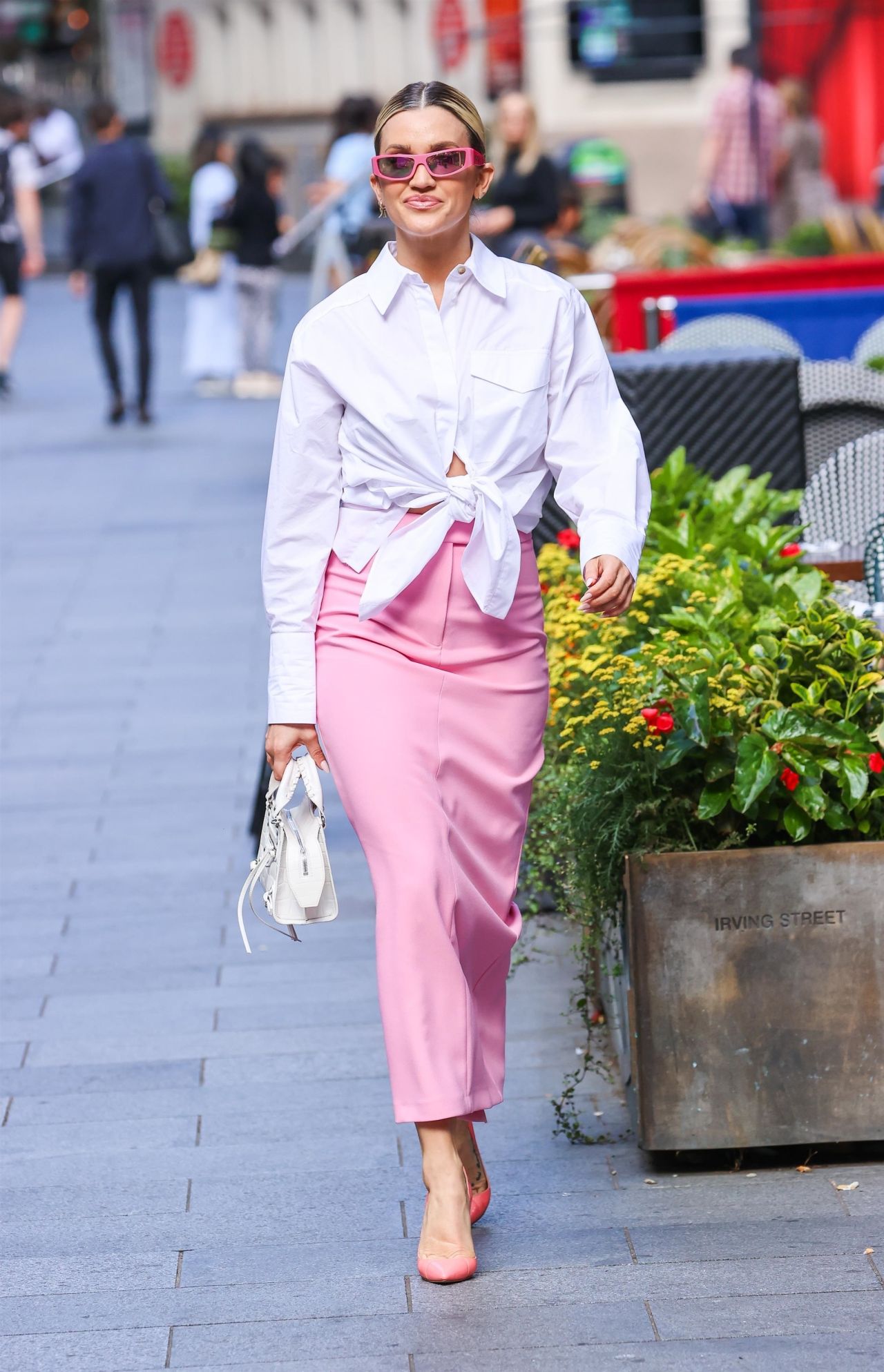 Ashley Roberts - Out in London 07/10/2023 • CelebMafia