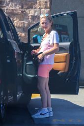 Becki Newton - Grocery Shopping in Los Feliz 07/23/2023
