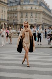 Chloe Lecareux - Arriving at Stephane Rolland Show at Paris Fashion Week 07/04/2023