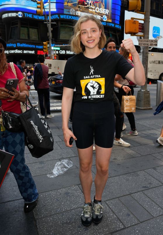 Chloe Moretz - SAG-AFTRA Strike in Times Square in New York 07/25/2023