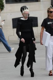 Daphne Guinness is Stylish - Paris 07/07/2023