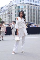 Eiza Gonzalez - Fendi Fashion Show in Paris 07/06/2023