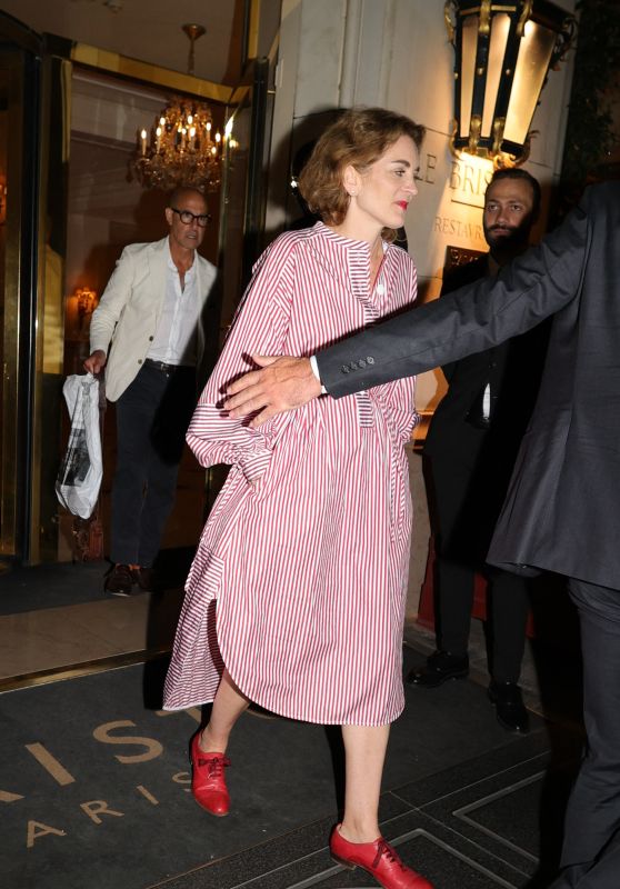 Felicity Blunt - Night Out in Paris 07/10/2023