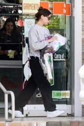 Hailee Steinfeld - Stops By the Dry Cleaners in Los Angeles 07/07/2023