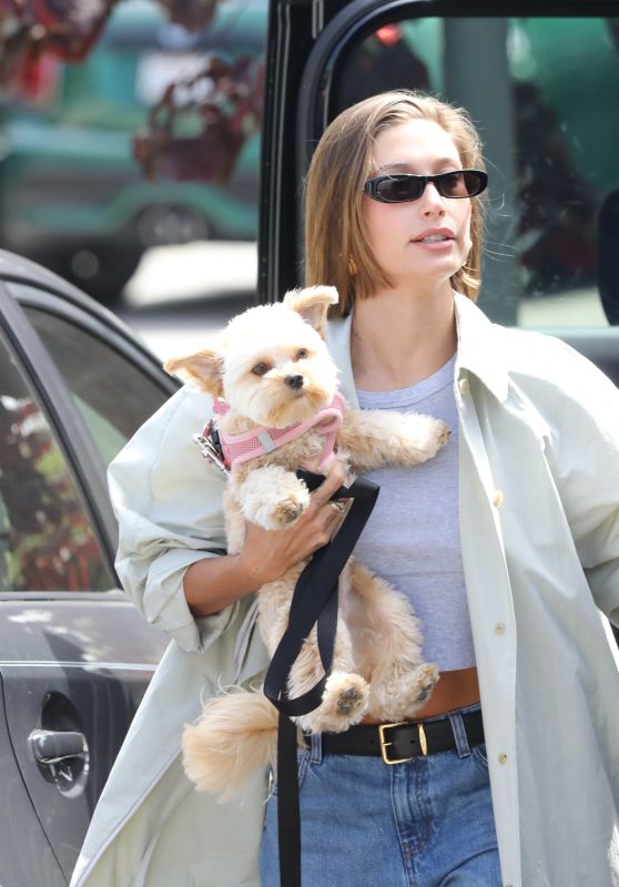 Hailey Rhode Bieber - Out in Malibu 07/25/2023 • CelebMafia