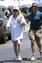 Heather Locklear With Her Boyfriend Chris Heisser at the Farmers Market