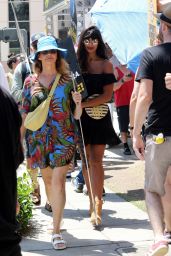 Jameela Jamil - Walking With the SAG AFTRA at the Warner Brothers in LA 07/28/2023