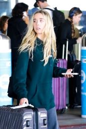 Jenna Davis at LAX Airport in Los Angeles 06/28/2023