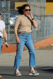 Jennifer Garner at Sprouts Market in LA 07/19/2023