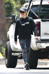 Jennifer Garner - Out on a Morning Walk in Brentwood 07/22/2023