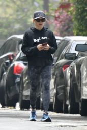 Jennifer Garner - Out on a Morning Walk in Brentwood 07/22/2023