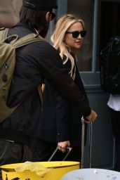 Kate Hudson - Leaving Her Hotel in Paris 07/05/2023