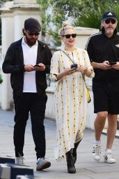 Kate Hudson With Her Fiancé Danny Fujikawa With Stella McCartney and Her Husband Alasdhair Willis  in Notting Hill 07/06/2023