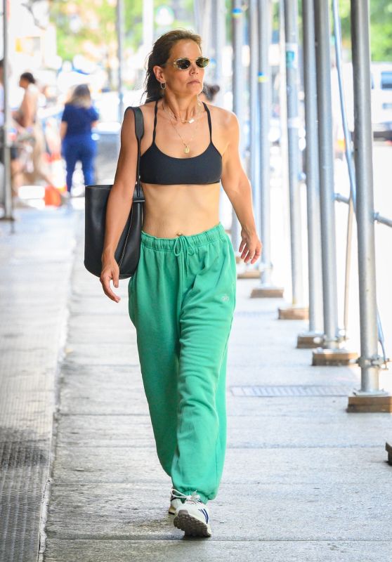 Katie Holmes - Out in New York City 07/25/2023