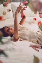 Kendall Jenner – Moon Rose Mint Collection 2022 (more photos)