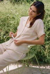 Kendall Jenner – Moon Rose Mint Collection 2022 (more photos)