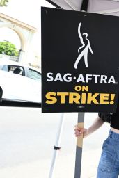 Kiernan Shipka – SAG AFTRA Strike at Paramount in Los Angeles 07/17/2023