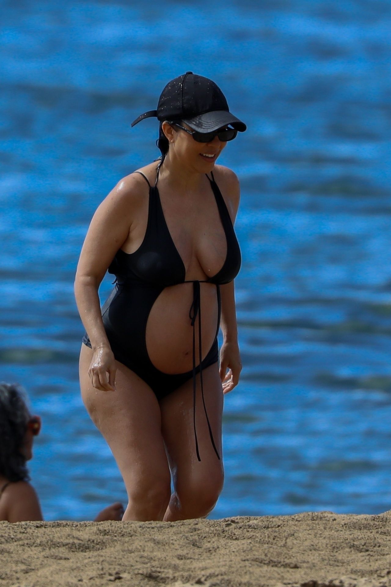 Kourtney Kardashian in a Swimsuit at the Beach in Kaui 07/13/2023 •  CelebMafia