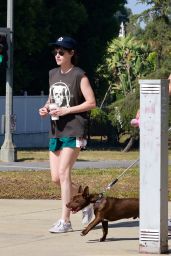 Kristen Stewart - Out in Los Feliz 07/04/2023