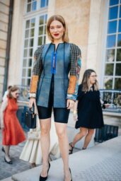 Léa Seydoux - Louis Vuitton Fashion Show in Paris 03/09/2016 • CelebMafia