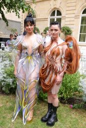 Maisie Williams - Iris Van Herpen Haute Couture Show at Paris Fashion Week 07/03/2023