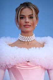 Margot Robbie - "Barbie"  Premiere in London 07/12/2023