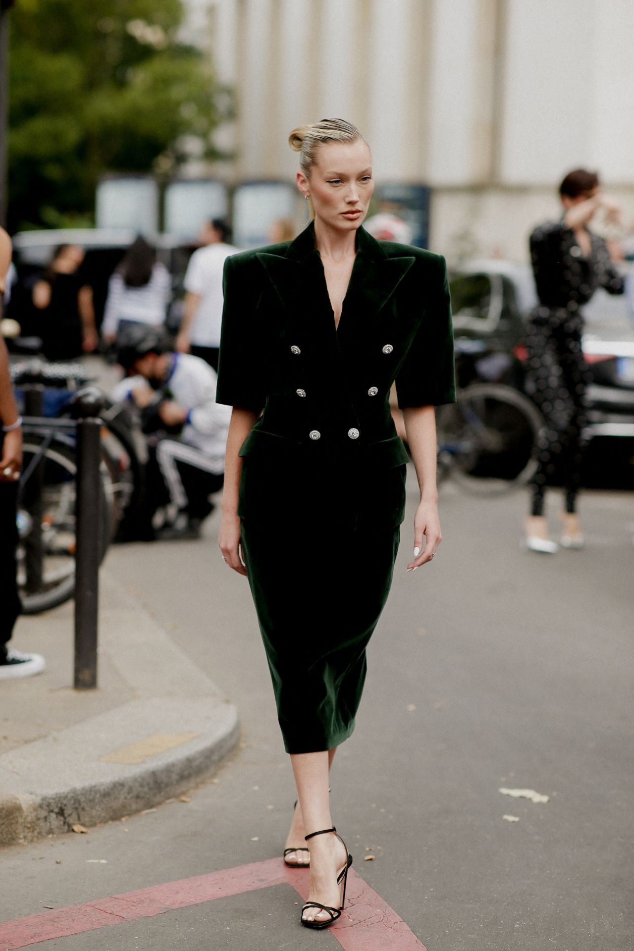 Meredith Duxbury - Arriving at Alexandre Vauthier Show at Paris Fashion