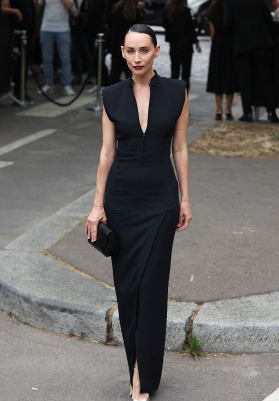 Rebecca Dayan – Arrives for the Giorgio Armani Privé Haute Couture Show in Paris 07/04/2023
