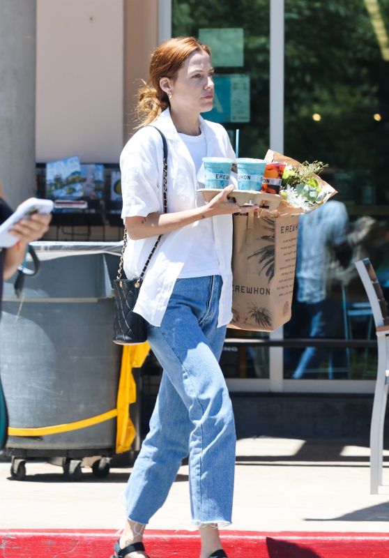 Riley Keough at Erewhon Near Her Calabasas home 07/05/2023