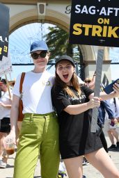 Samantha Hanratty – SAG AFTRA Strike at Paramount in Los Angeles 07/17/2023