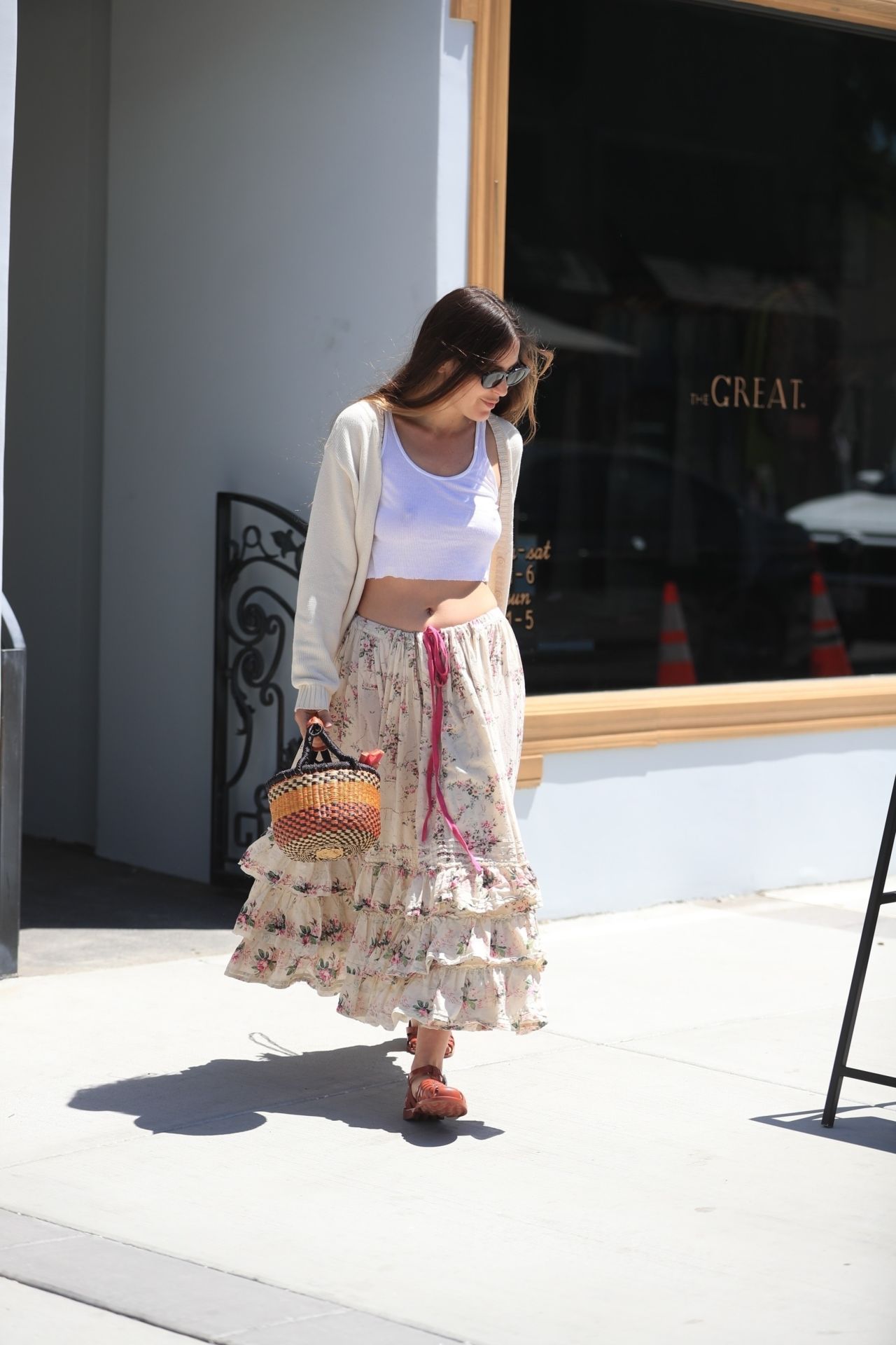 Scout Willis - Shopping on Melrose Ave. in West Hollywood 07/10/2023