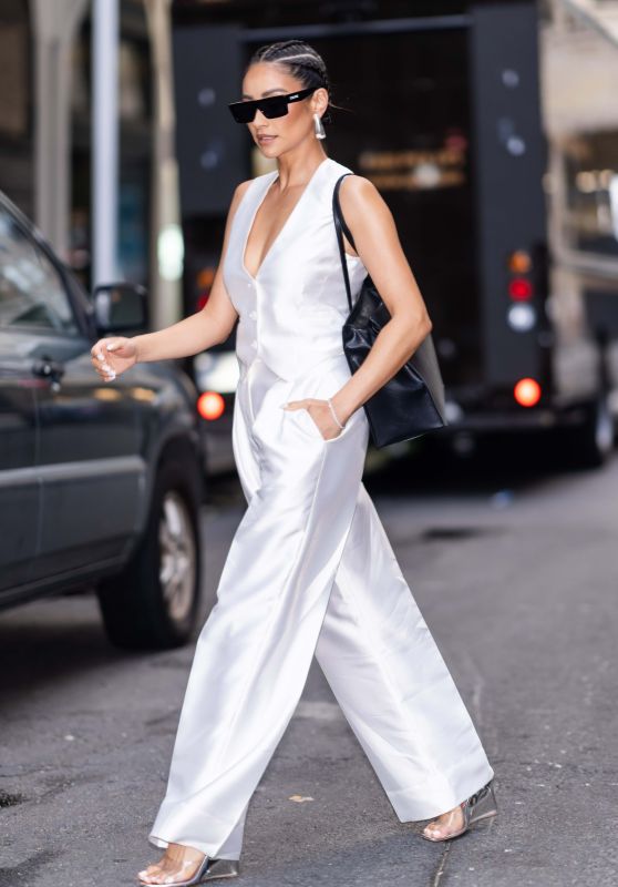 Shay Mitchell Looks Fashionable - New York 07/20/2023