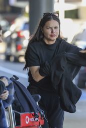 Adriana Lima Make Up Free at Sydney Airport 08/20/2023