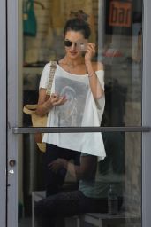 Alessandra Ambrosio Makeup-Free Shopping in Brentwood 08/18/2023