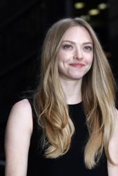 Amanda Seyfried - Visits "Late Show With David Letterman" 12/11/2012