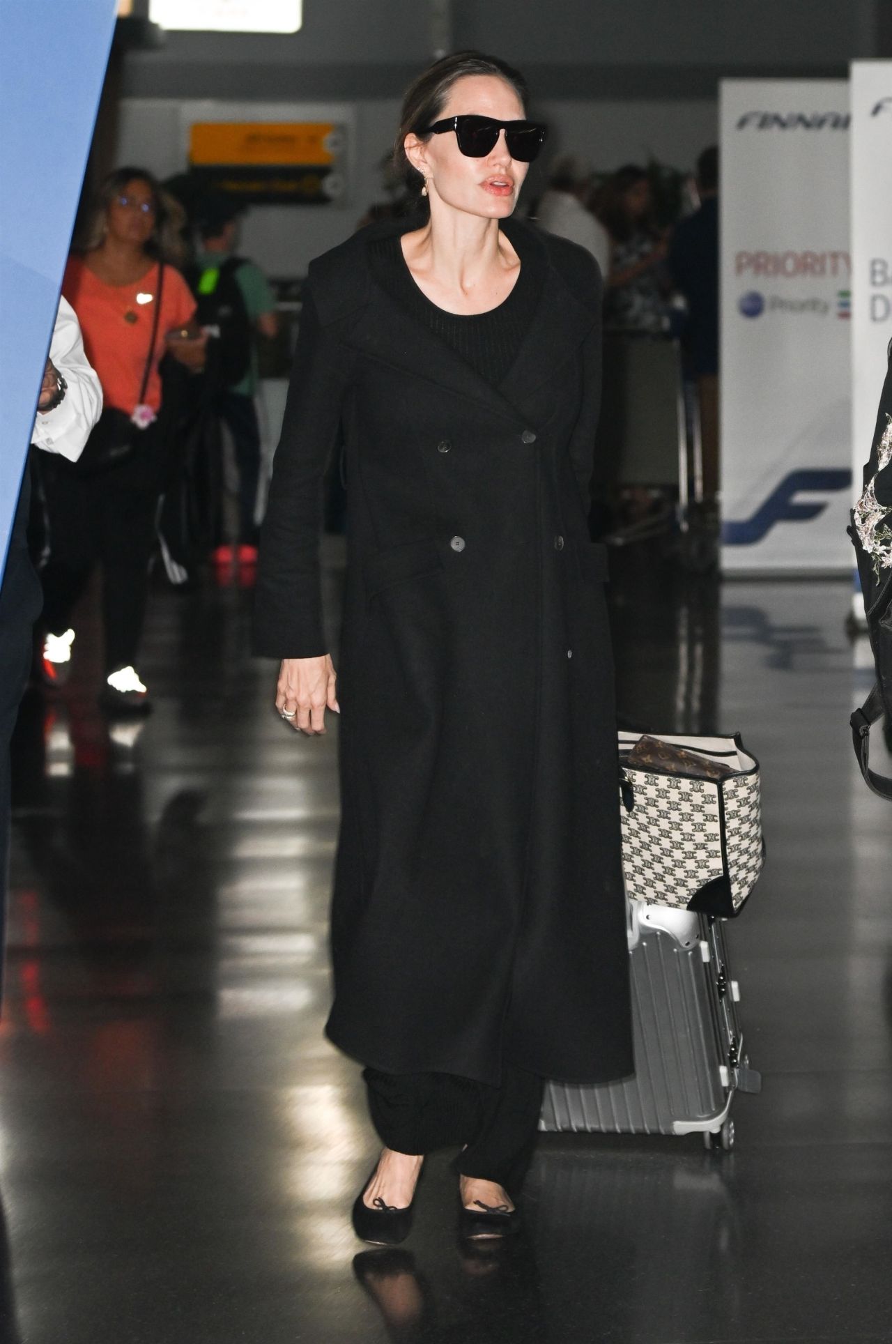 Angelina Jolie at JFK Airport in New York 01/13/2023 • CelebMafia