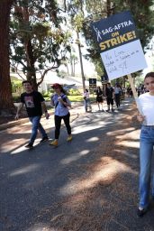 Bailee Madison - SAG-AFTRA Actors Union Strike in Burbank 08/22/2023