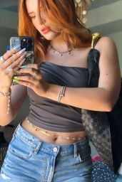 Bella Thorne 08/10/2023