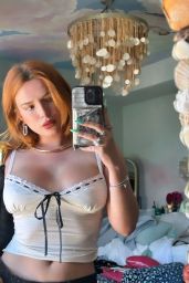 Bella Thorne Outfit 08/20/2023