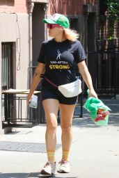 Busy Philipps Out in Manhattan’s West Village Neighborhood 08/09/2023