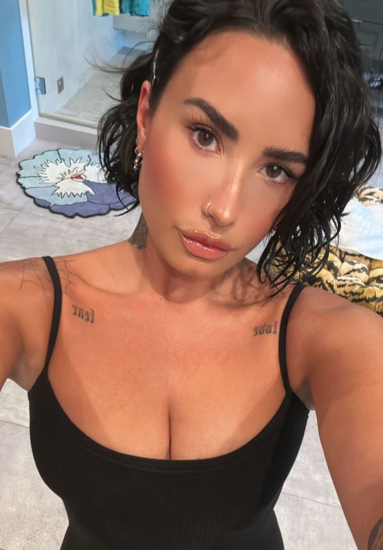 Demi Lovato 08/10/2023
