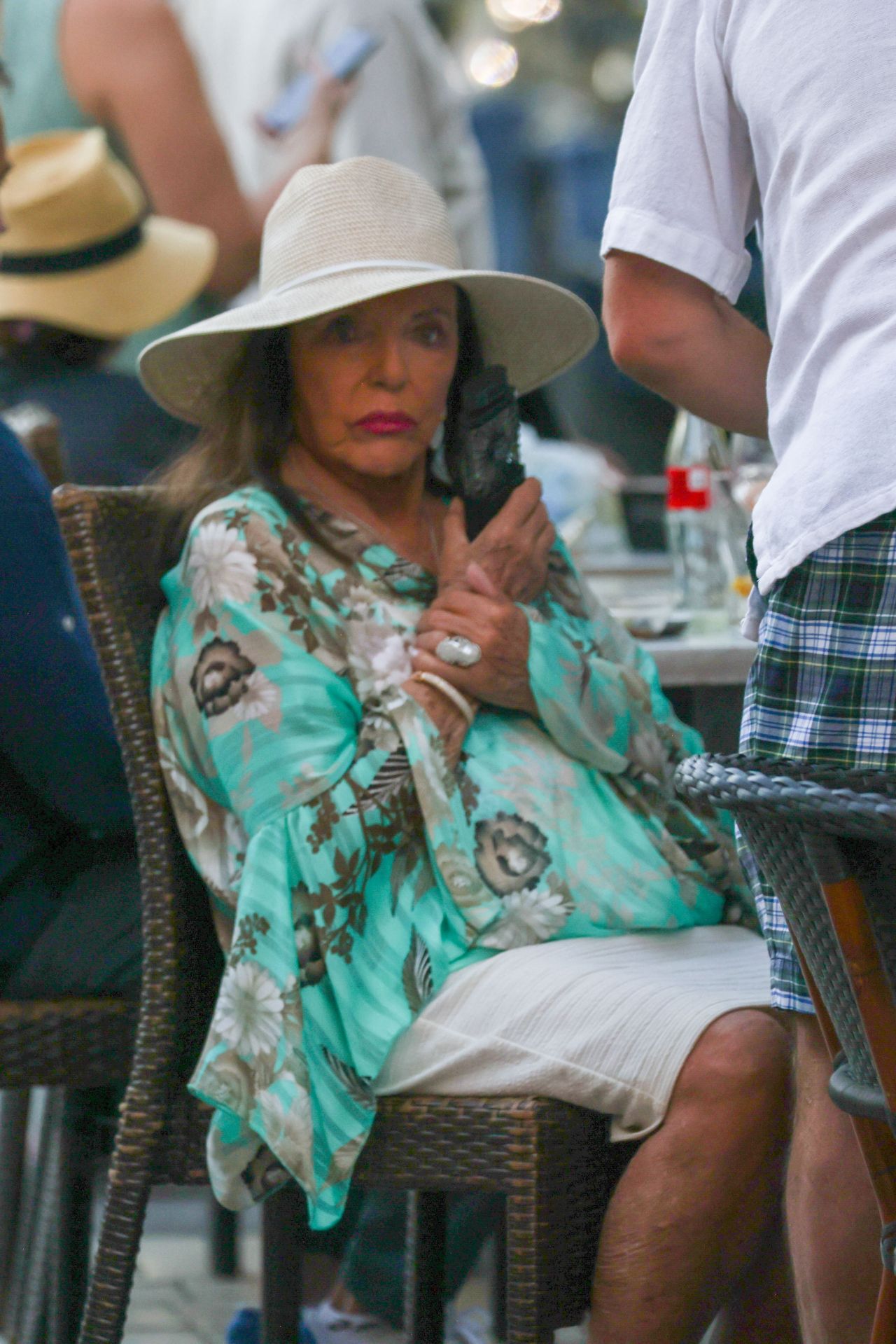 Elizabeth Hurley and Joan Collins in Saint-Tropez 08/12/2023 • CelebMafia